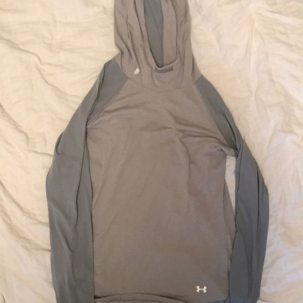 Under armour hooded long sleeve